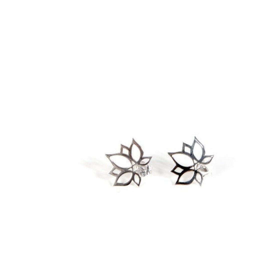 A pair of stud earrings designed to resemble water lilies, with a butterfly closure.