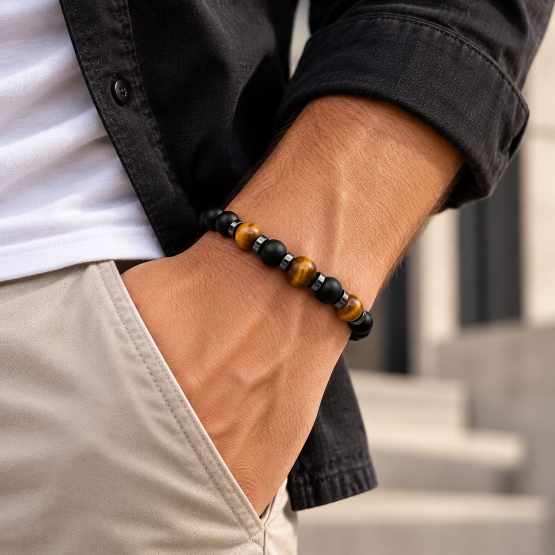 Man wearing tiger eye beaded bracelet