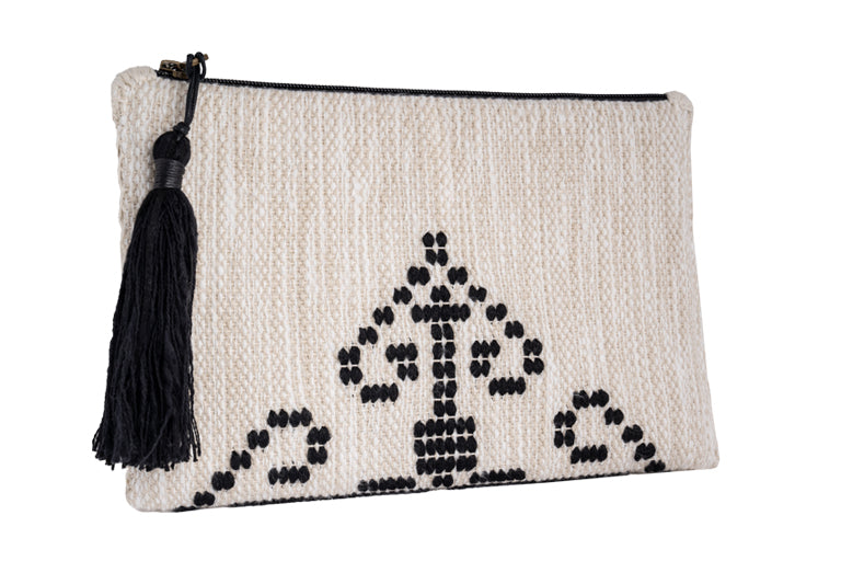 Anogia Clutch