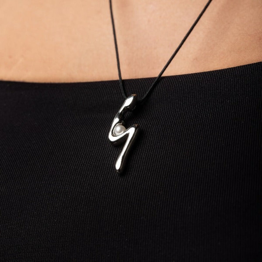 Kyveli Pendant
