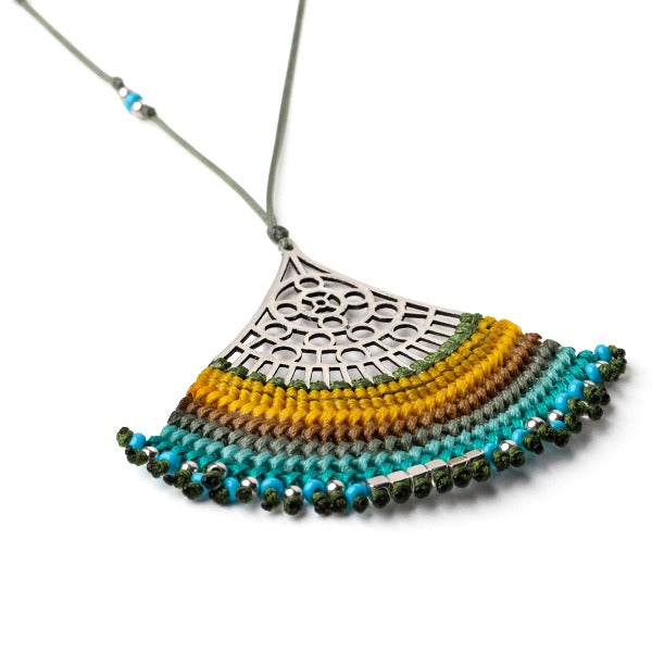 Macrame Ventalia Necklace