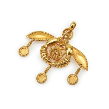 Minoan gold 18K replica pendant / pin of 3BC.   Weight: 19gr, Height: 5cm, Width:5cm.